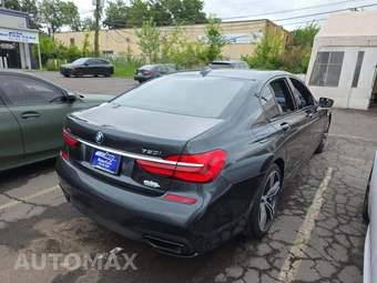2016 BMW 7 Series Sedan 750i xDrive M SPORT LINE - miniatura 3