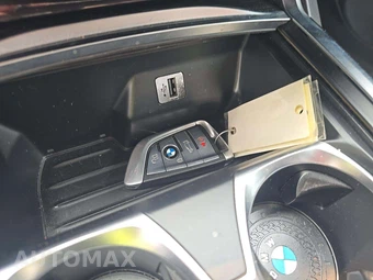 2016 BMW 7 Series Sedan 750i xDrive M SPORT LINE - miniatura 5