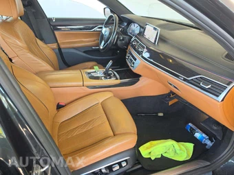 2016 BMW 7 Series Sedan 750i xDrive M SPORT LINE - miniatura 18