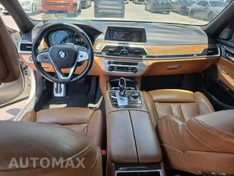 2016 BMW 7 Series Sedan 750i xDrive M SPORT LINE - miniatura 13