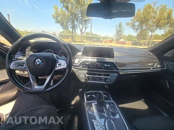 2016 BMW 7 Series Sedan 750i xDrive M SPORT LINE - miniatura 11