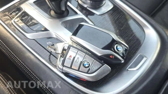 2016 BMW 7 Series Sedan 750i xDrive M SPORT LINE - miniatura 24