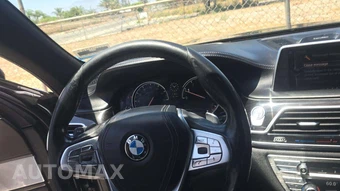 2016 BMW 7 Series Sedan 750i xDrive M SPORT LINE - miniatura 31