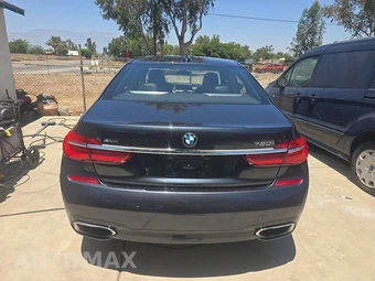 2016 BMW 7 Series Sedan 750i xDrive M SPORT LINE - miniatura 5