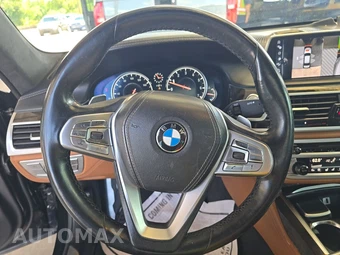 2016 BMW 7 Series Sedan 750i xDrive M SPORT LINE - miniatura 10