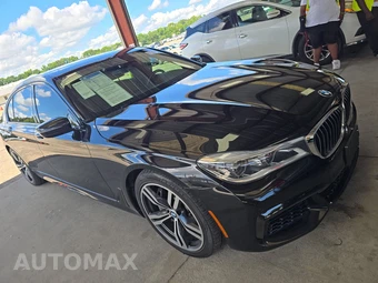 2016 BMW 7 Series Sedan 750i xDrive M SPORT LINE - miniatura 3