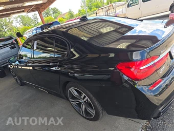 2016 BMW 7 Series Sedan 750i xDrive M SPORT LINE - miniatura 6