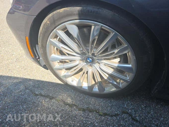 2016 BMW 7 Series Sedan 750i xDrive - miniatura 8