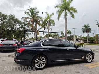 2016 BMW 7 Series Sedan 750i xDrive - miniatura 12
