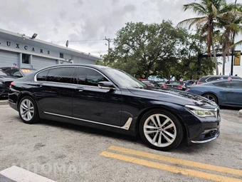 2016 BMW 7 Series Sedan 750i xDrive - miniatura 14