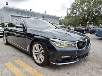 2016 BMW 7 Series Sedan 750i xDrive - miniatura 16