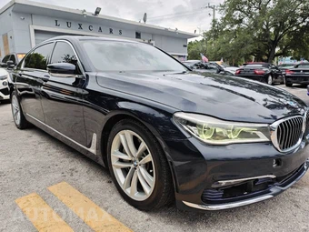 2016 BMW 7 Series Sedan 750i xDrive - miniatura 20