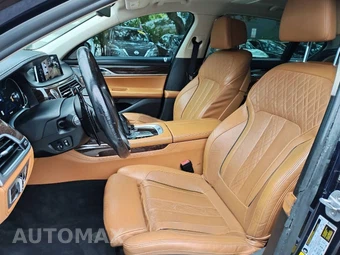 2016 BMW 7 Series Sedan 750i xDrive - miniatura 31