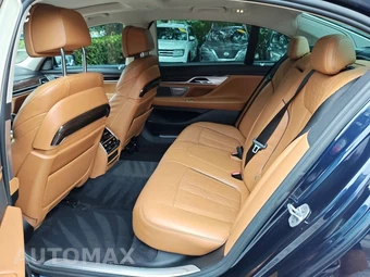 2016 BMW 7 Series Sedan 750i xDrive - miniatura 45