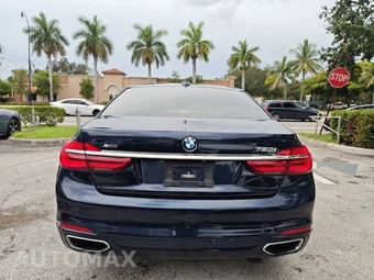 2016 BMW 7 Series Sedan 750i xDrive - miniatura 9