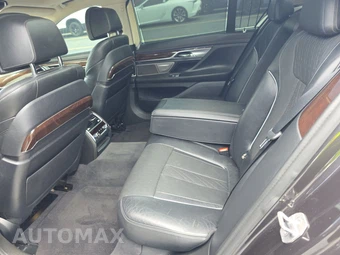 2016 BMW 7 Series Sedan 750i xDrive - miniatura 13