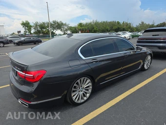 2016 BMW 7 Series Sedan 750i xDrive - miniatura 4