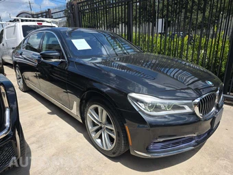2016 BMW 7 Series Sedan 750i xDrive - miniatura 4