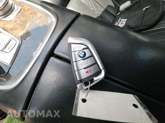 2016 BMW 7 Series Sedan 750i xDrive - miniatura 8