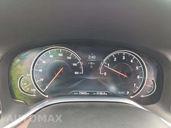 2016 BMW 7 Series Sedan 750i xDrive - miniatura 9