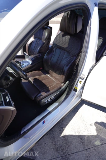 2016 BMW 7 Series Sedan 750i xDrive - miniatura 10