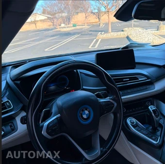 2016 BMW i8 GIGA WORLD - miniatura 2