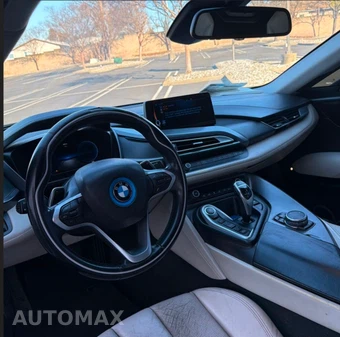 2016 BMW i8 GIGA WORLD - miniatura 5