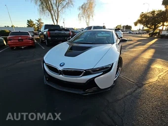 2016 BMW i8 GIGA WORLD