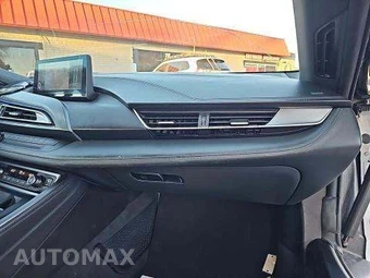2016 BMW i8 GIGA WORLD – miniatura 18