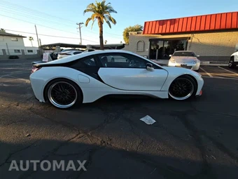2016 BMW i8 GIGA WORLD – miniatura 5