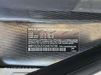 2016 BMW i8 GIGA WORLD – miniatura 6