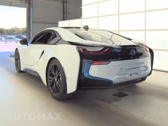 2016 BMW i8 GIGA WORLD – miniatura 6