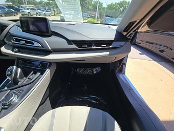 2016 BMW i8 MEGA WORLD – miniatura 19