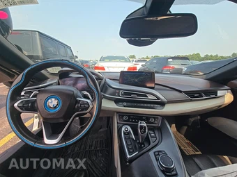 2016 BMW i8 TERA WORLD - miniatura 11