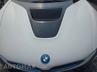 2016 BMW i8 TERA WORLD - miniatura 15