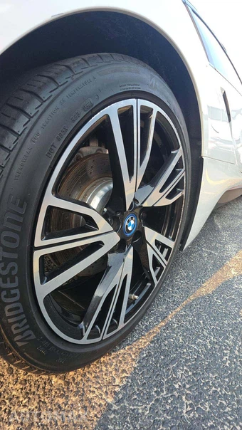2016 BMW i8 TERA WORLD - miniatura 33