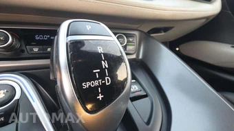 2016 BMW i8 TERA WORLD - miniatura 37