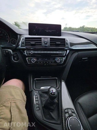 2016 BMW M3 Sedan - miniatura 10