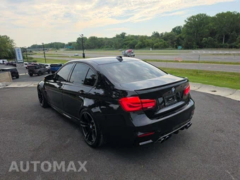 2016 BMW M3 Sedan - miniatura 2