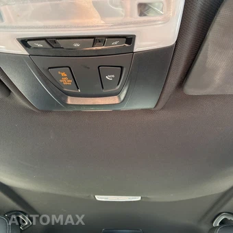 2016 BMW M3 Sedan - miniatura 16