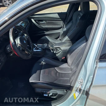 2016 BMW M3 Sedan - miniatura 9