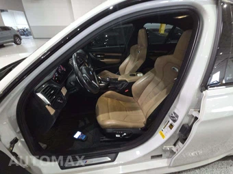 2016 BMW M3 Sedan - miniatura 6
