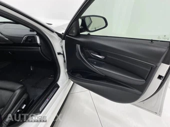 2016 BMW M3 Sedan - miniatura 38
