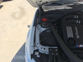 2016 BMW M4 Coupe - miniatura 26