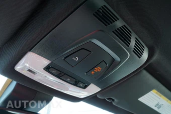 2016 BMW M4 Coupe - miniatura 33
