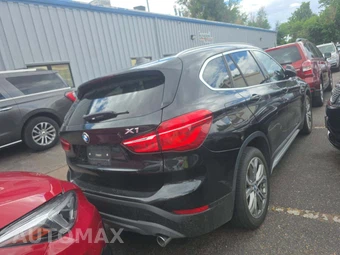 2016 BMW X1 Sports Activity Vehicle xDrive28i - miniatura 3