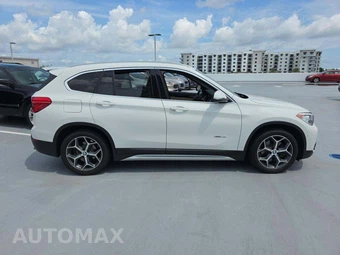 2016 BMW X1 Sports Activity Vehicle xDrive28i XLINE - miniatura 4