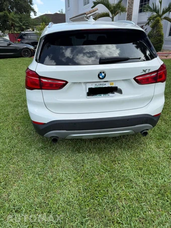 2016 BMW X1 Sports Activity Vehicle xDrive28i XLINE - miniatura 4