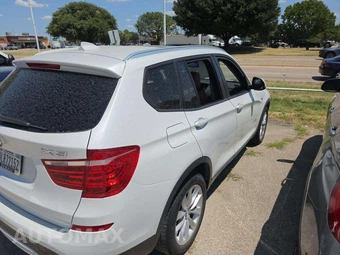 2016 BMW X3 Sports Activity Vehicle xDrive28i - miniatura 3