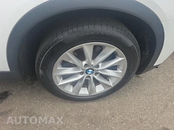2016 BMW X3 Sports Activity Vehicle xDrive28i – miniatura 9